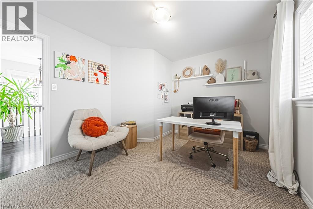 8 Matteo Trail, Hamilton, Ontario  L9B 0E8 - Photo 19 - 40784313