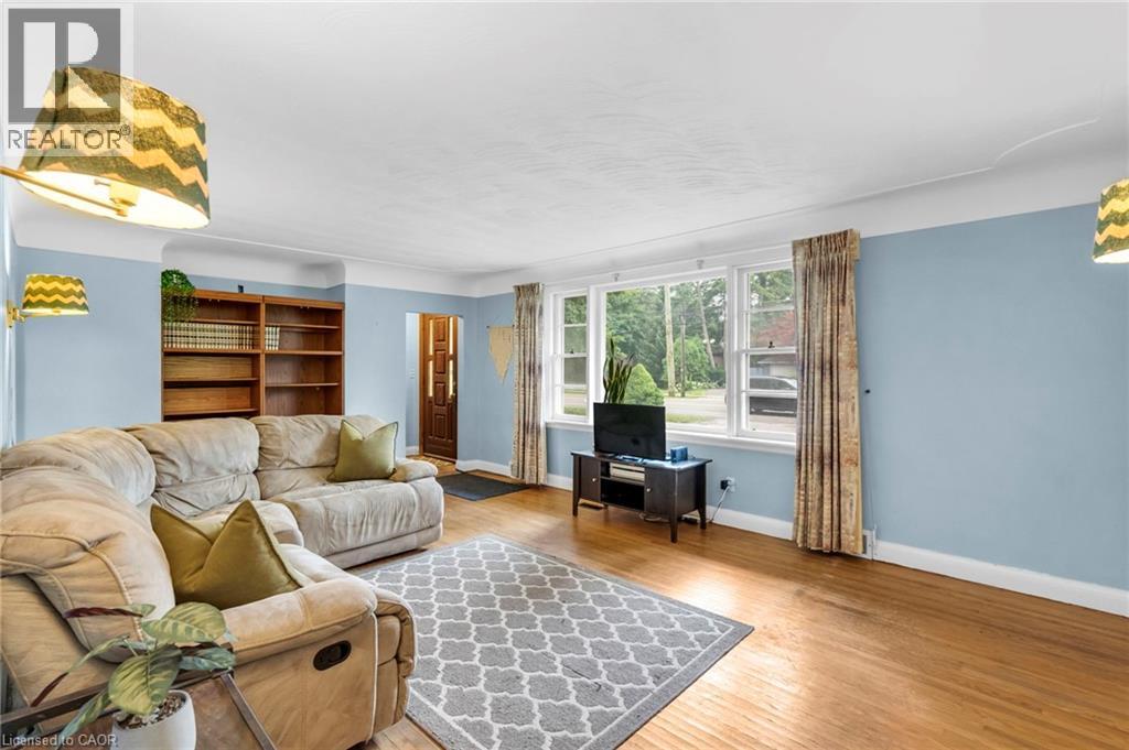 265 Fiddlers Green Road, Ancaster, Ontario  L9G 1W9 - Photo 14 - 40784087