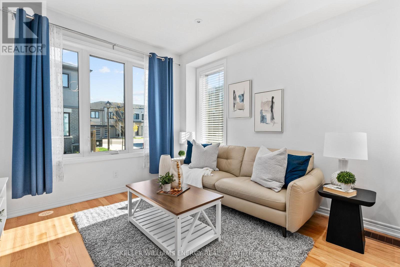 62 Sorbara Way, Whitby, Ontario  L1M 0M4 - Photo 3 - E12464775