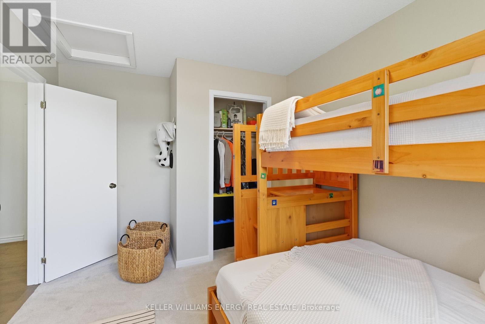 54 Canadian Oaks Drive, Whitby, Ontario  L1N 6W8 - Photo 31 - E12466047