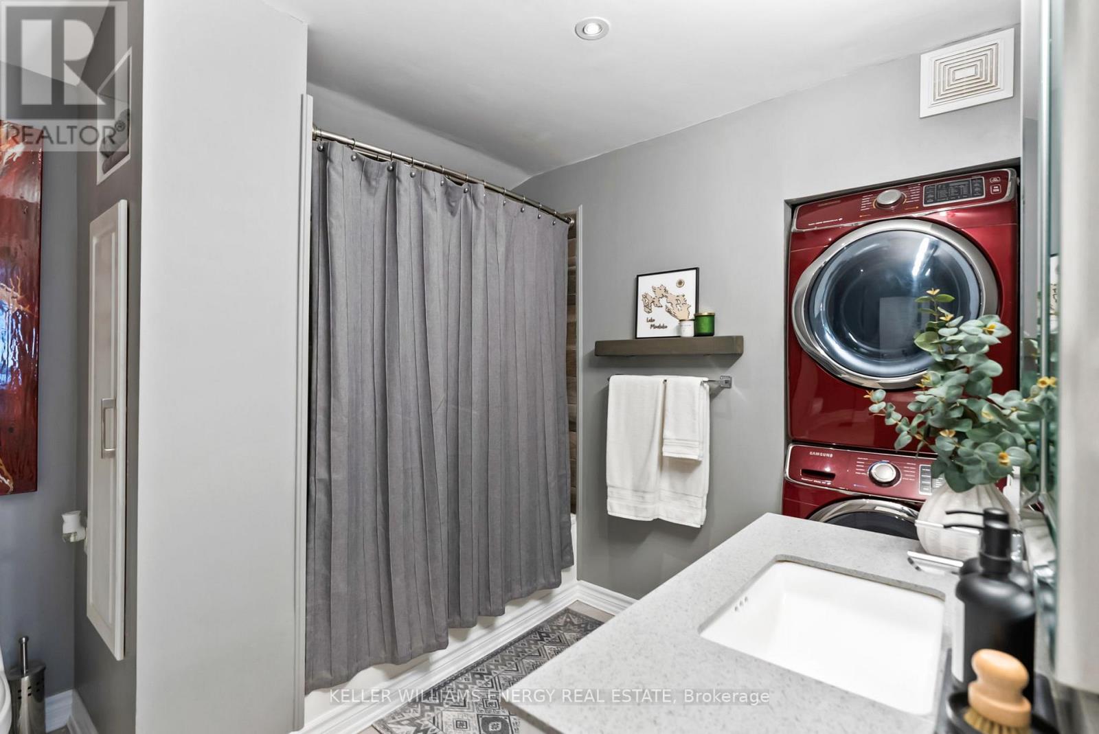 211 Severn Street, Oshawa, Ontario  L1J 6R6 - Photo 19 - E12468920