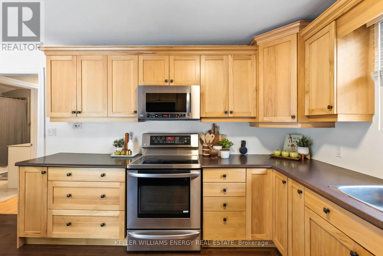 211 Severn Street, Oshawa, Ontario  L1J 6R6 - Photo 11 - E12468920