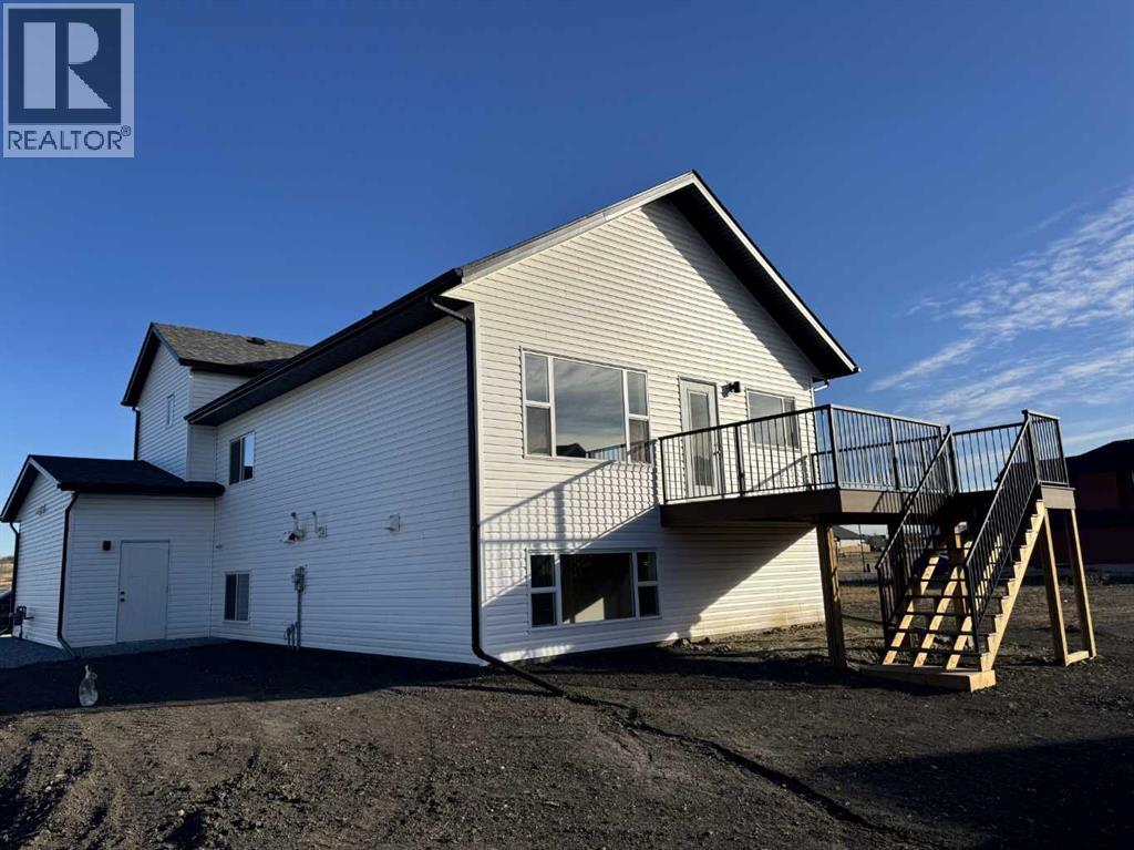 18 Trout Avenue, Red Deer, Alberta  T4P 0Y8 - Photo 3 - A2229210