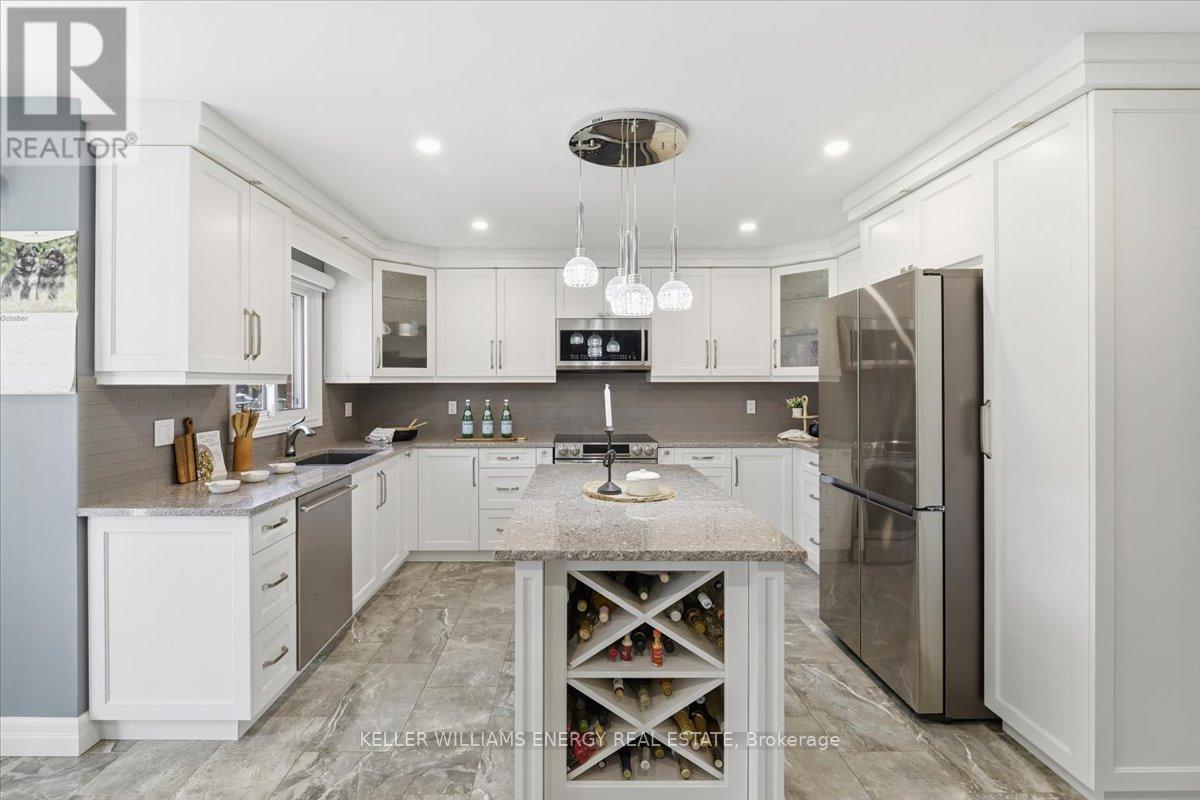 29 Braebrook Drive, Whitby, Ontario  L1R 1V2 - Photo 9 - E12478165