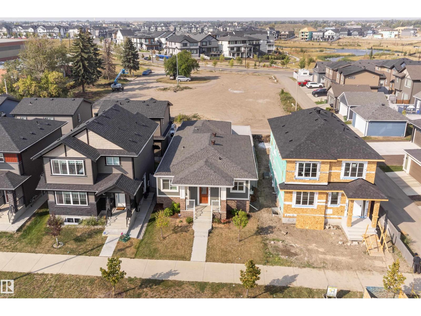 6214 Hampton Gray Av Nw, Edmonton, Alberta  T5E 6X6 - Photo 3 - E4460255