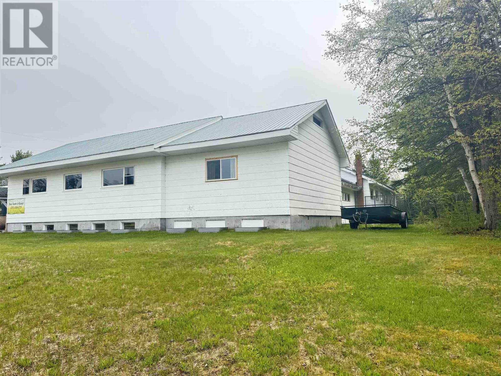 323 Hardy Ave, Wawa, Ontario  P0S 1K0 - Photo 34 - SM251447