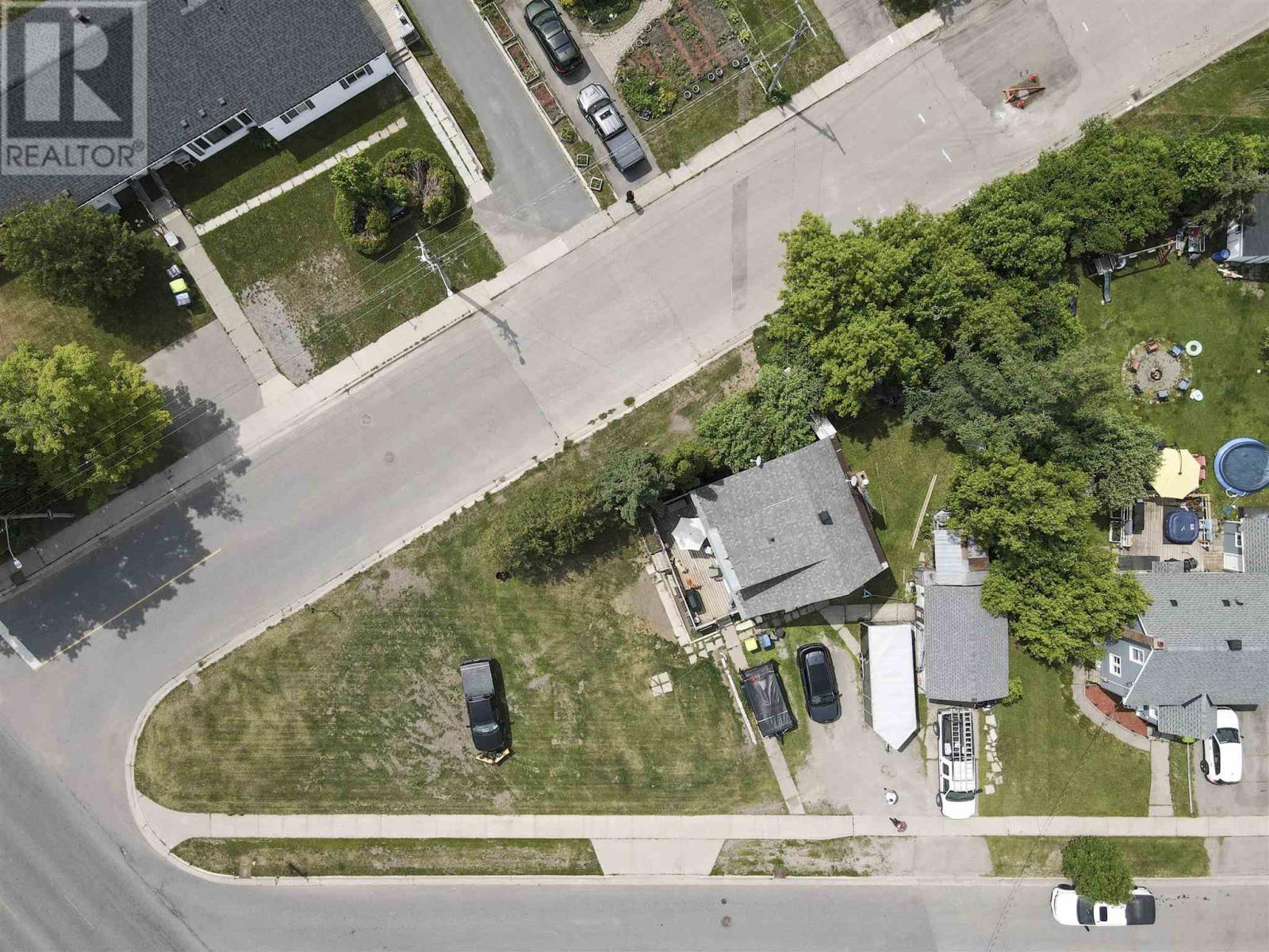 5 Alberta St, Sault Ste. Marie, Ontario P6B 2N6 - Photo 21 - SM252711