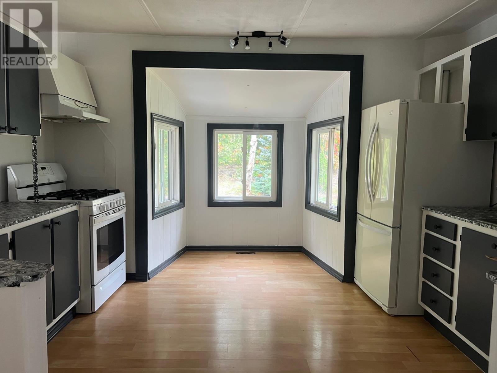 6 Oak, Blind River, Ontario P0R 1B0 - Photo 3 - SM252724