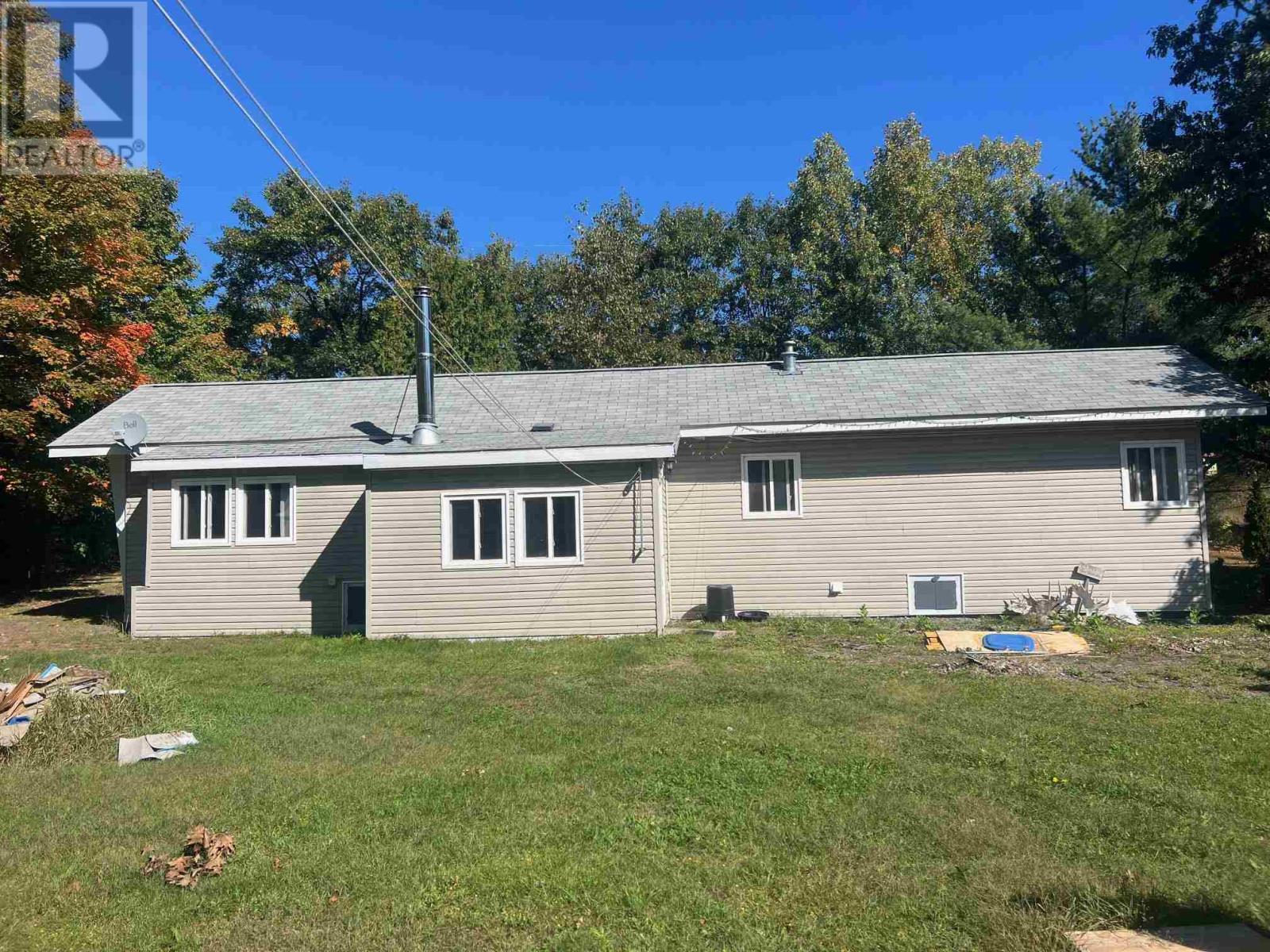 6 Oak, Blind River, Ontario P0R 1B0 - Photo 12 - SM252724