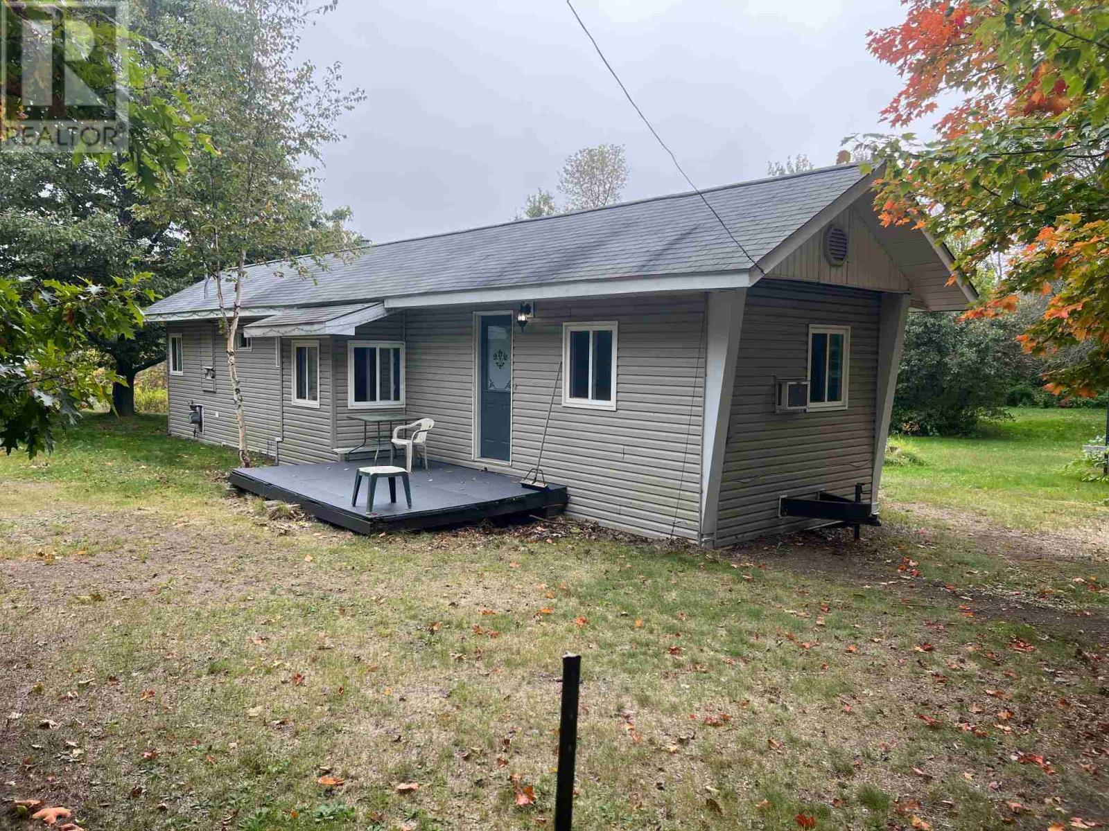6 Oak, Blind River, Ontario P0R 1B0 - Photo 1 - SM252724