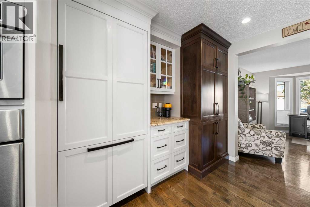 1375 Sunvista Way Se, Calgary, Alberta  T2X 3G5 - Photo 7 - A2260177