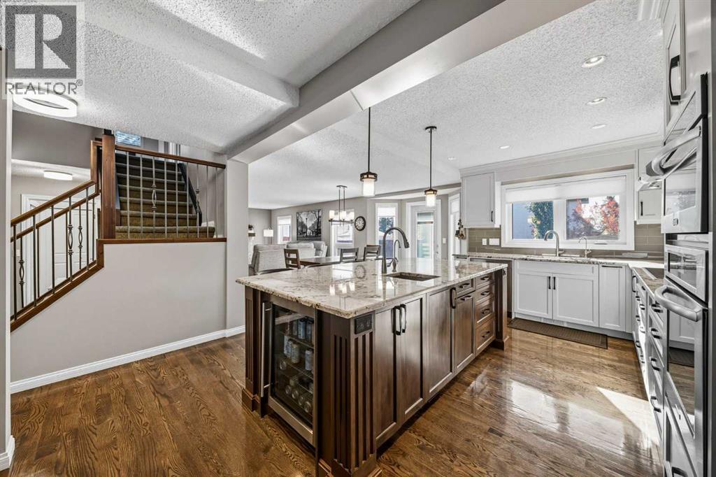 1375 Sunvista Way Se, Calgary, Alberta  T2X 3G5 - Photo 5 - A2260177