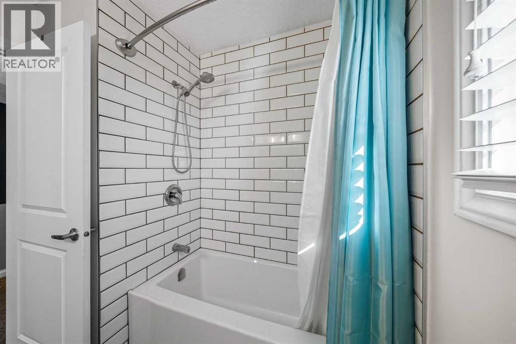 1375 Sunvista Way Se, Calgary, Alberta  T2X 3G5 - Photo 38 - A2260177