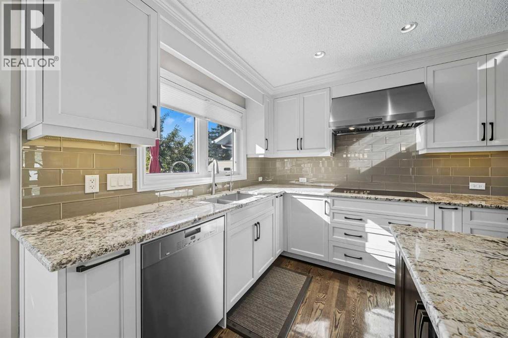 1375 Sunvista Way Se, Calgary, Alberta  T2X 3G5 - Photo 11 - A2260177