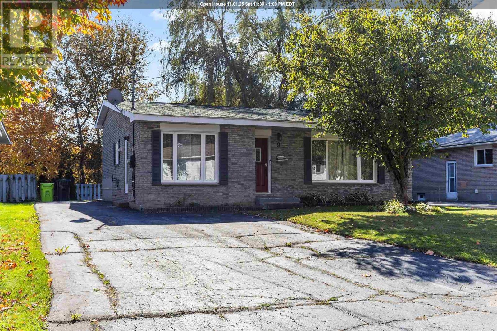 9 Creery Ave, Sault Ste. Marie, Ontario  P6B 1G7 - Photo 1 - SM252913