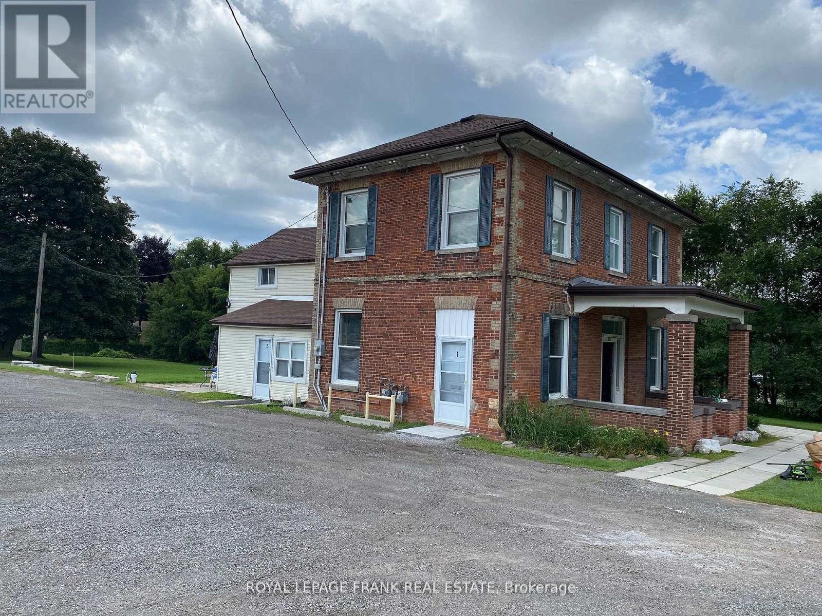 1 - 859 Dundas Street W, Whitby, Ontario L1N 2N6 - Photo 1 - E12487735