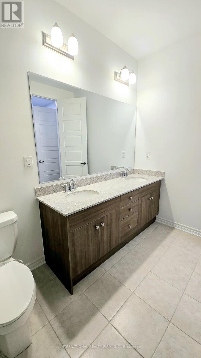 3163 Meadowridge Drive E, Oakville, Ontario  L6H 7X2 - Photo 16 - W12483627