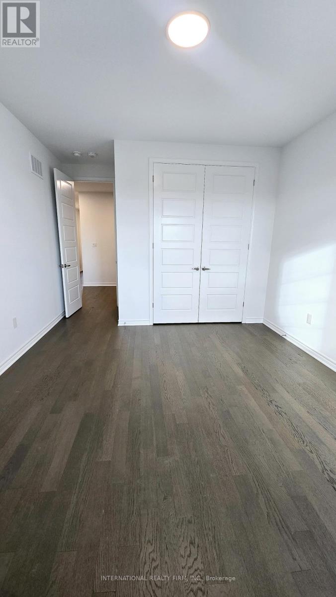 3163 Meadowridge Drive E, Oakville, Ontario  L6H 7X2 - Photo 19 - W12483627