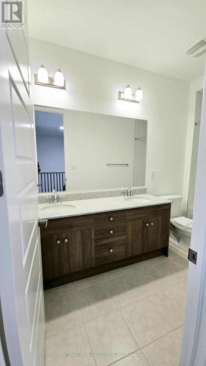 3163 Meadowridge Drive E, Oakville, Ontario  L6H 7X2 - Photo 22 - W12483627