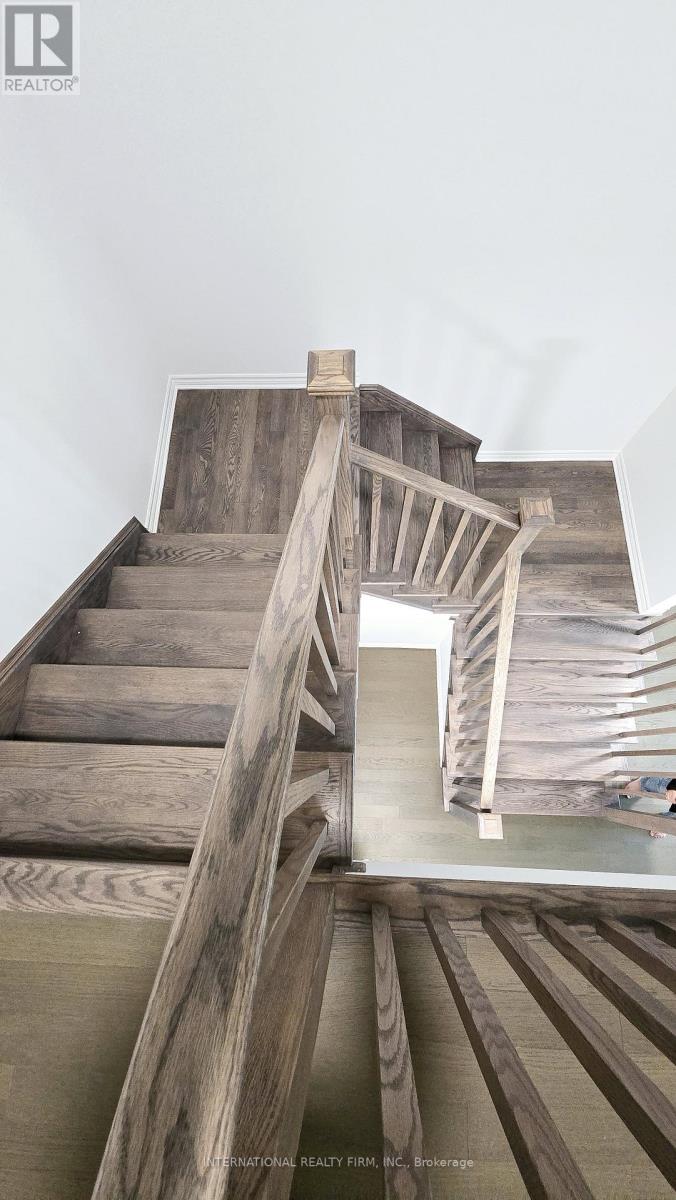 3163 Meadowridge Drive E, Oakville, Ontario  L6H 7X2 - Photo 27 - W12483627