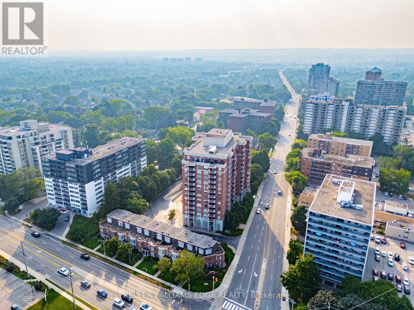 401 - 442 Maple Avenue, Burlington, Ontario  L7S 2L7 - Photo 4 - W12490536