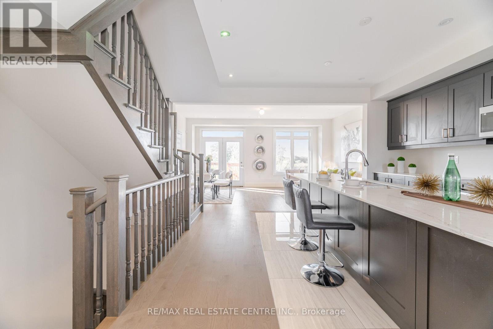 20 Foxsparrow Road, Brampton, Ontario  L6R 4C9 - Photo 13 - W12490564