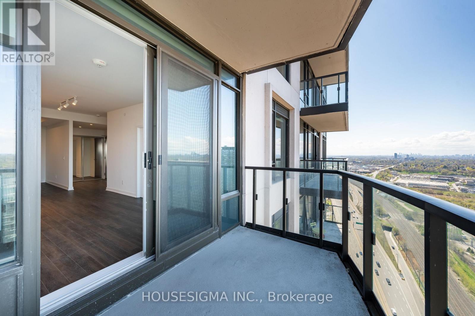 2201 - 1928 Lake Shore Boulevard W, Toronto, Ontario  M6S 0B1 - Photo 11 - W12490574