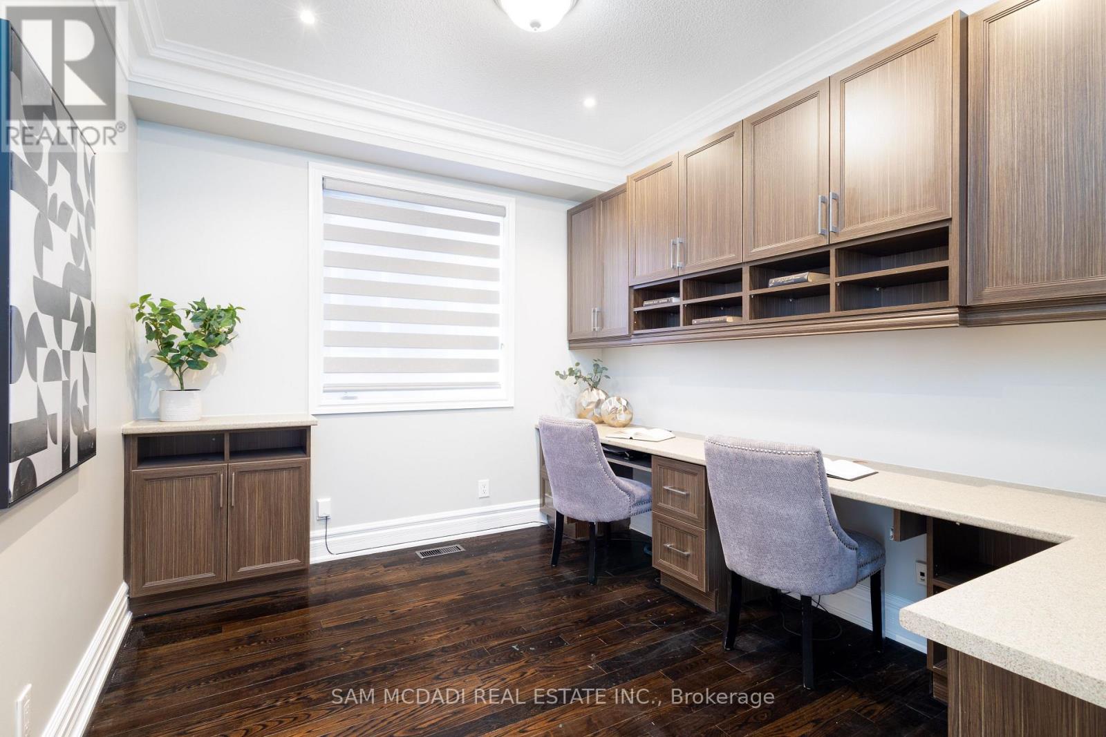 5572 Trailbank Drive, Mississauga, Ontario  L5M 0H8 - Photo 9 - W12490586