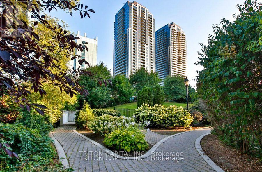 Th99 - 9 Windermere Avenue, Toronto, Ontario  M6S 5A4 - Photo 19 - W12490594