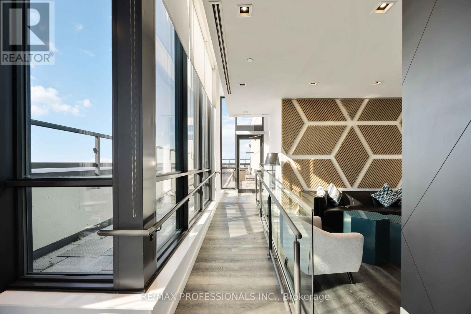 1310 - 20 Thomas Riley Road W, Toronto, Ontario  M9B 1B1 - Photo 27 - W12490610