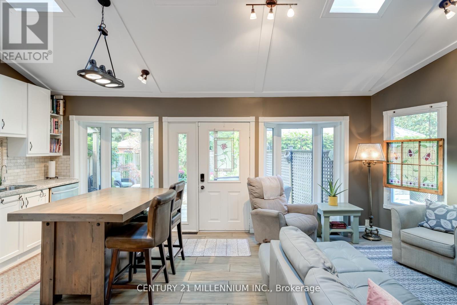 30 Frederick Street, Brampton, Ontario  L6Y 1G4 - Photo 14 - W12490620