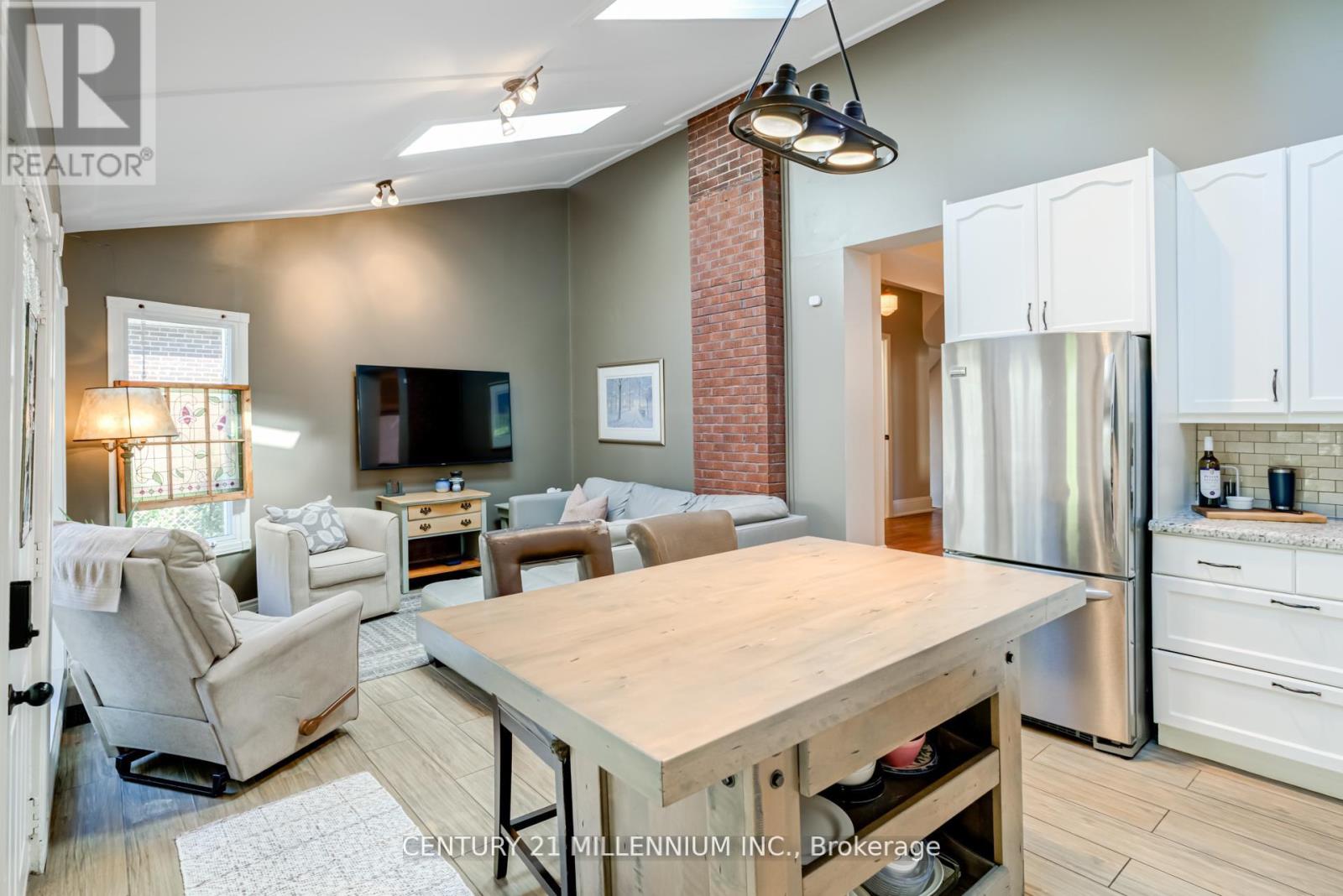 30 Frederick Street, Brampton, Ontario  L6Y 1G4 - Photo 15 - W12490620