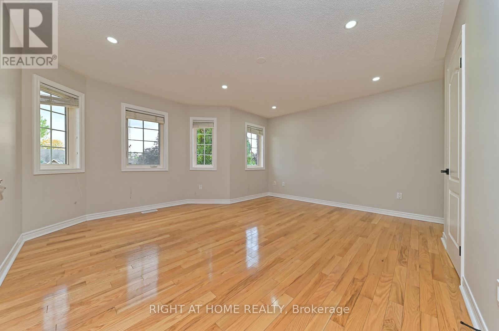 6843 Campbell Settler Court E, Mississauga, Ontario  L5W 1B3 - Photo 42 - W12490624