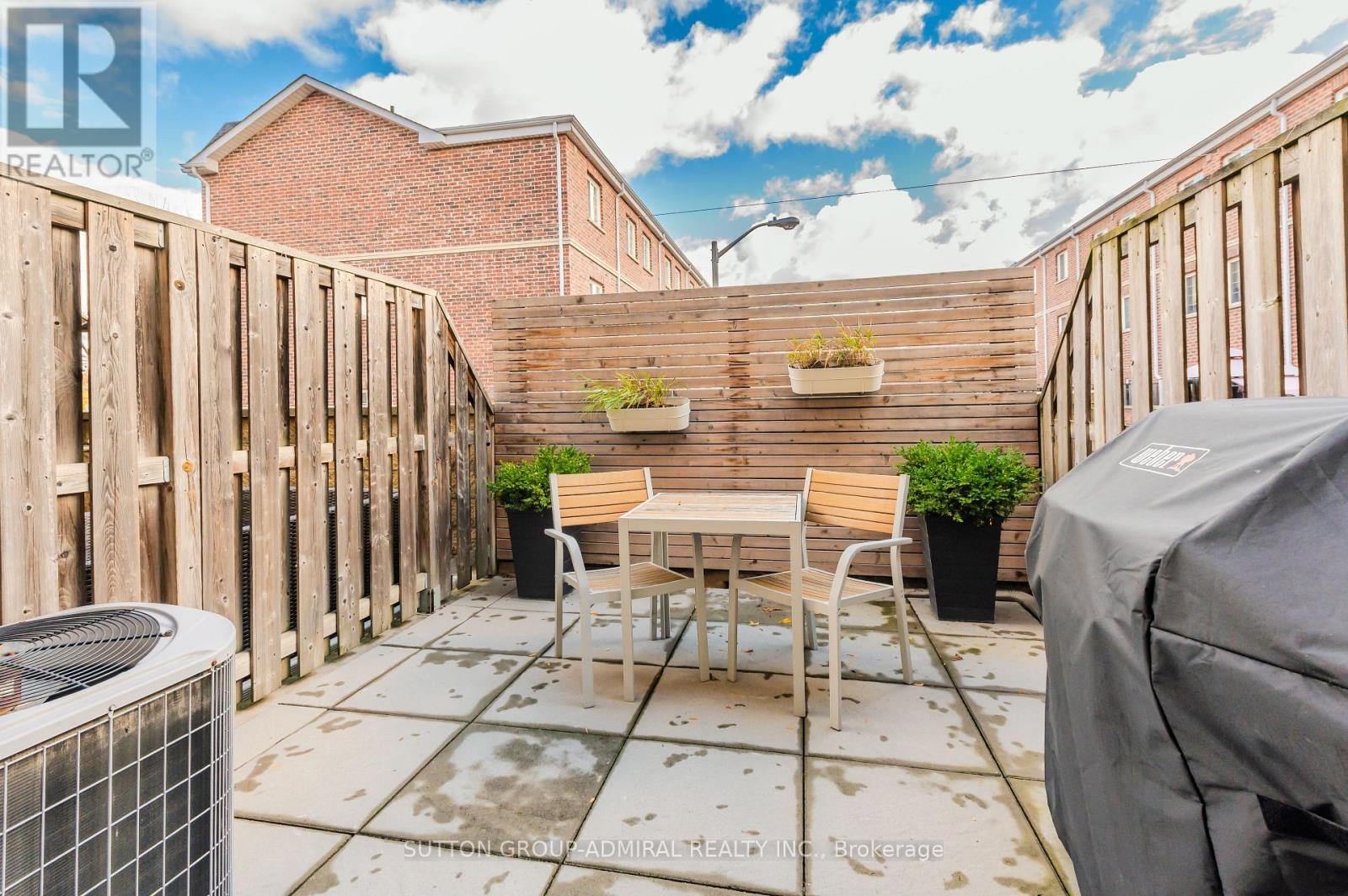 341 Royal York Road, Toronto, Ontario  M8Y 2P8 - Photo 18 - W12490656