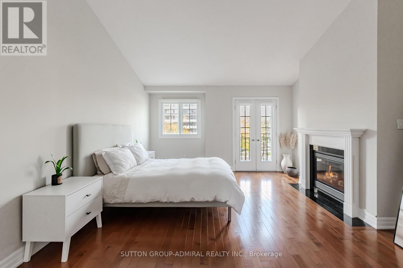 341 Royal York Road, Toronto, Ontario  M8Y 2P8 - Photo 29 - W12490656