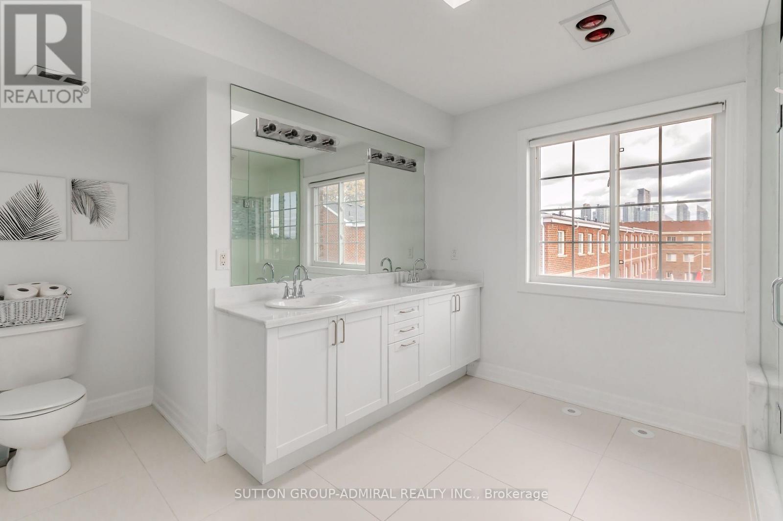 341 Royal York Road, Toronto, Ontario  M8Y 2P8 - Photo 34 - W12490656