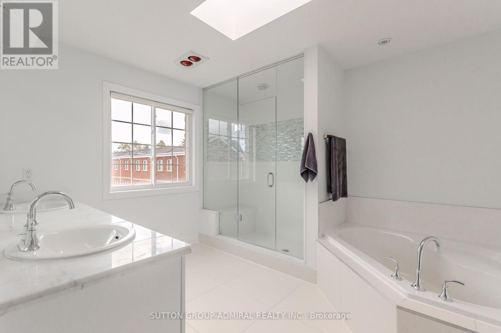 341 Royal York Road, Toronto, Ontario  M8Y 2P8 - Photo 35 - W12490656