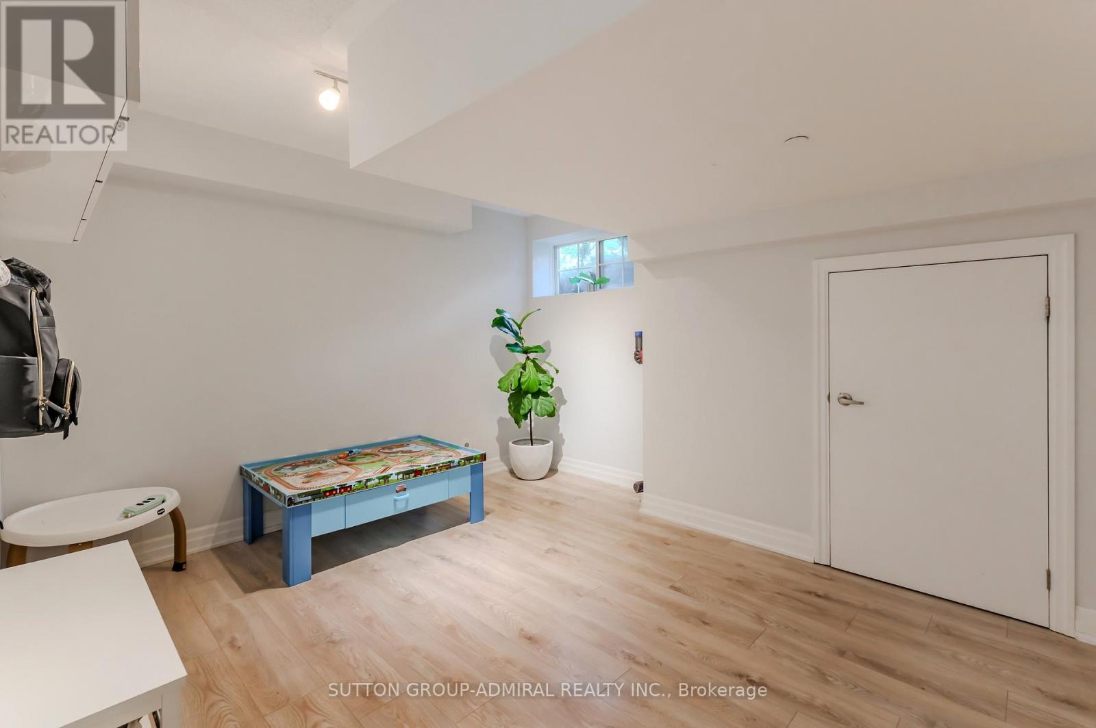 341 Royal York Road, Toronto, Ontario  M8Y 2P8 - Photo 36 - W12490656