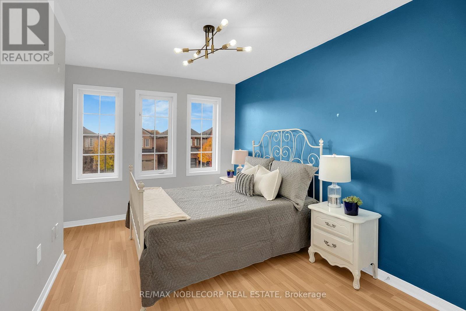 54 Lawren Harris Crescent, Caledon, Ontario  L7E 2W8 - Photo 27 - W12490670