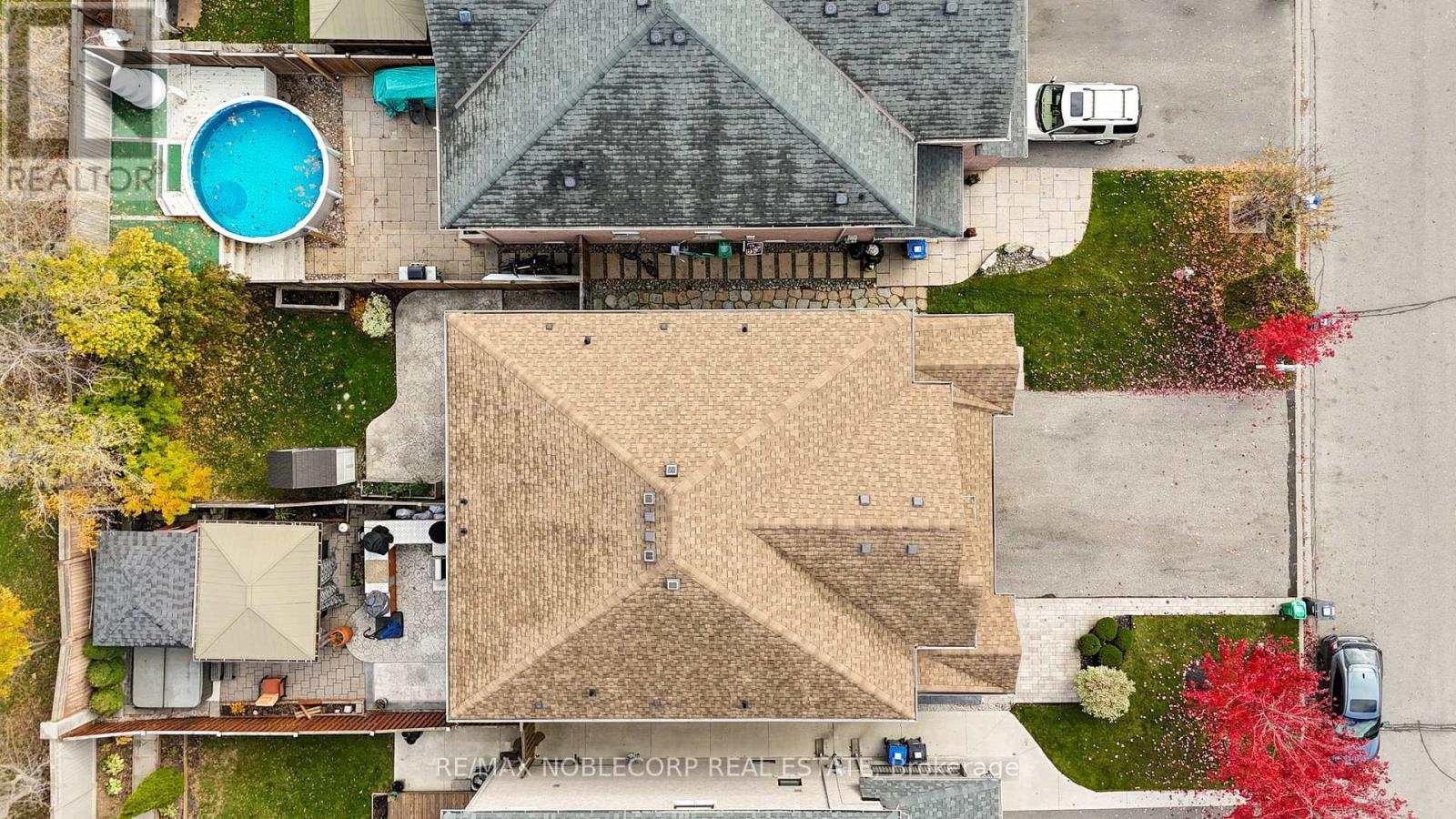 54 Lawren Harris Crescent, Caledon, Ontario  L7E 2W8 - Photo 32 - W12490670