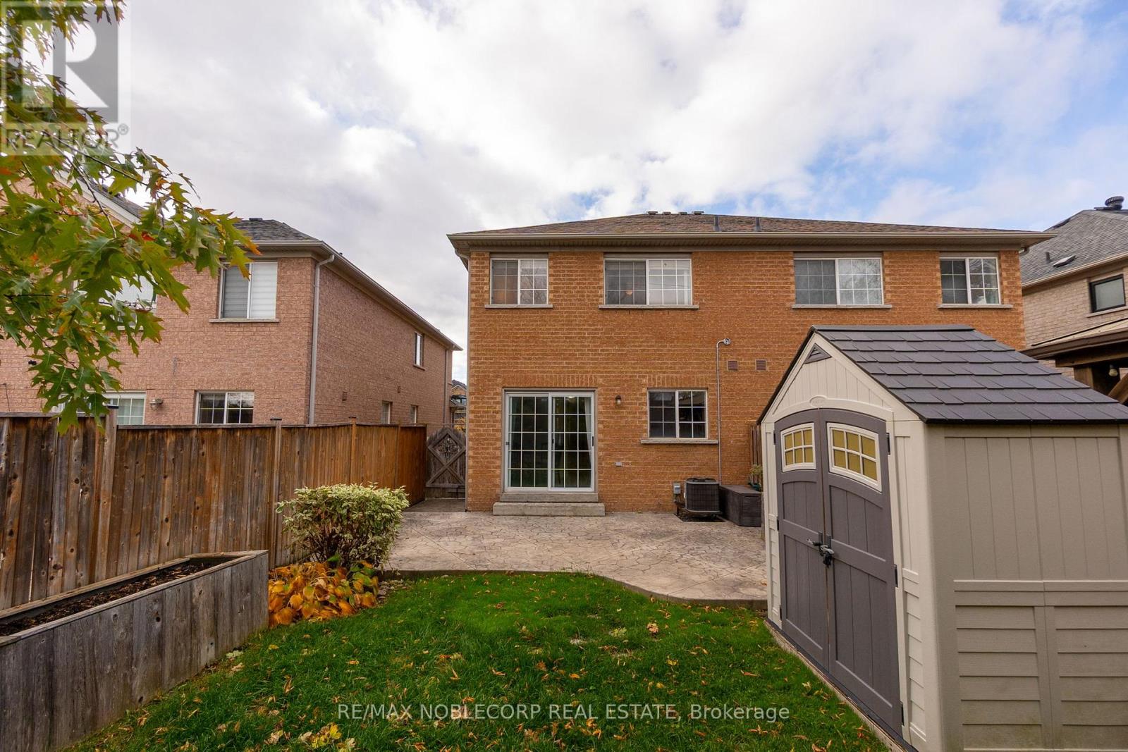 54 Lawren Harris Crescent, Caledon, Ontario  L7E 2W8 - Photo 35 - W12490670