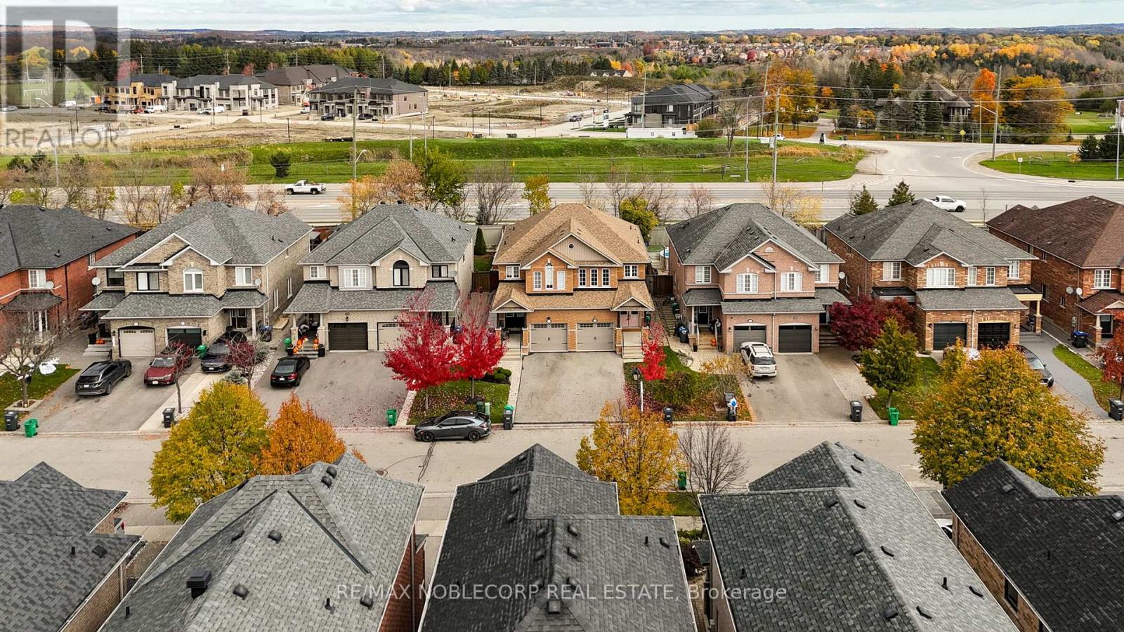 54 Lawren Harris Crescent, Caledon, Ontario  L7E 2W8 - Photo 37 - W12490670