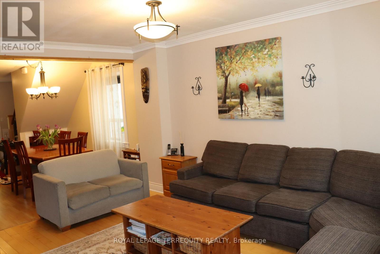 12 Chauncey Avenue, Toronto, Ontario  M8Z 2Z3 - Photo 5 - W12490694