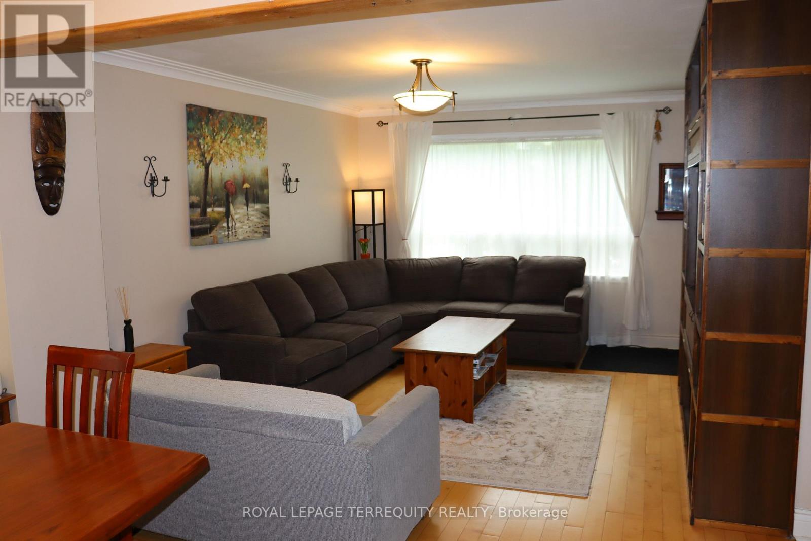 12 Chauncey Avenue, Toronto, Ontario  M8Z 2Z3 - Photo 6 - W12490694