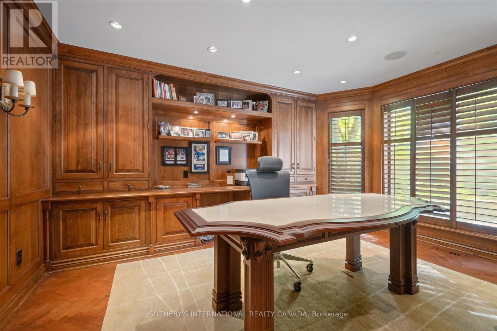 29 North Drive, Toronto, Ontario  M9A 4R1 - Photo 16 - W12490698