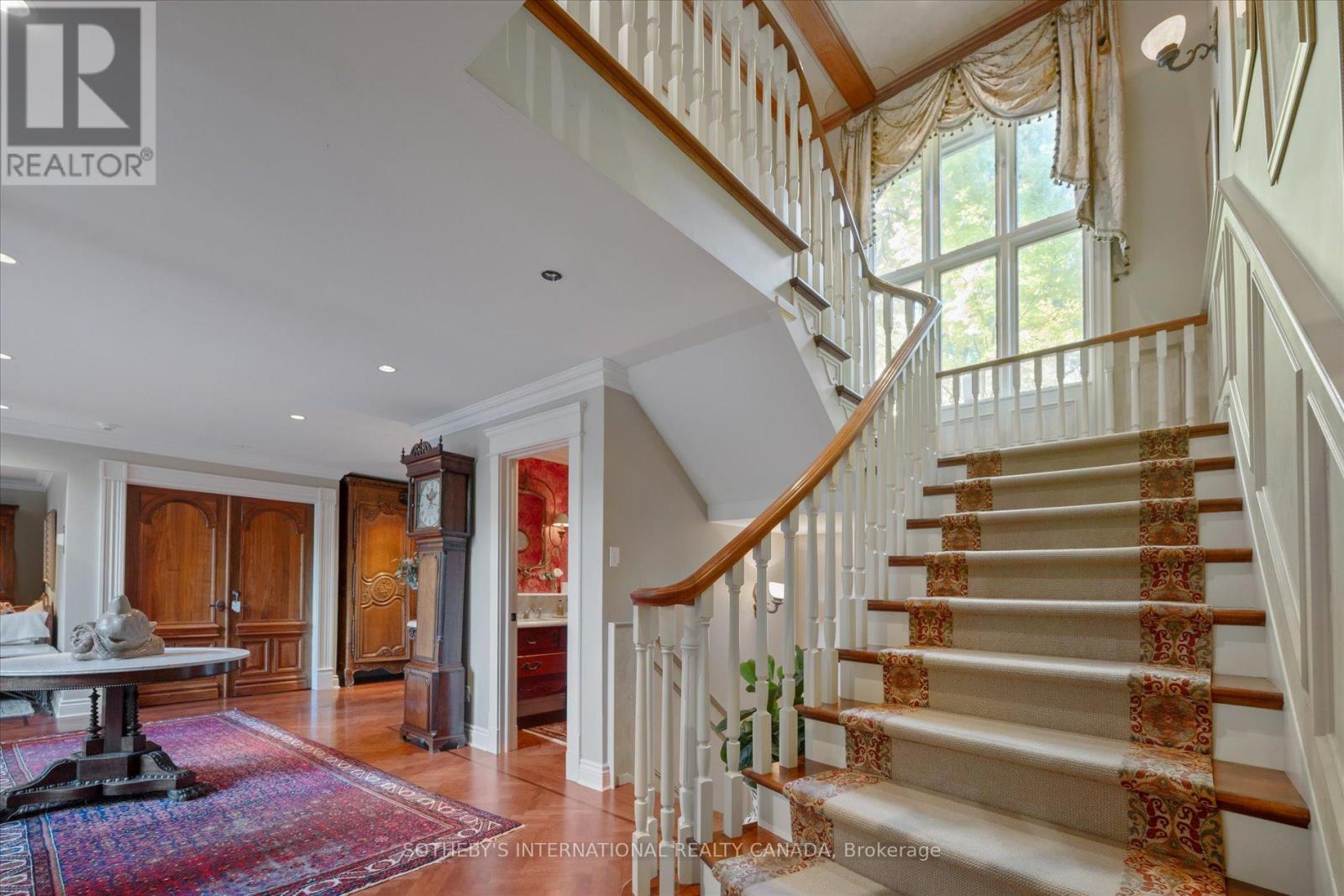 29 North Drive, Toronto, Ontario  M9A 4R1 - Photo 18 - W12490698