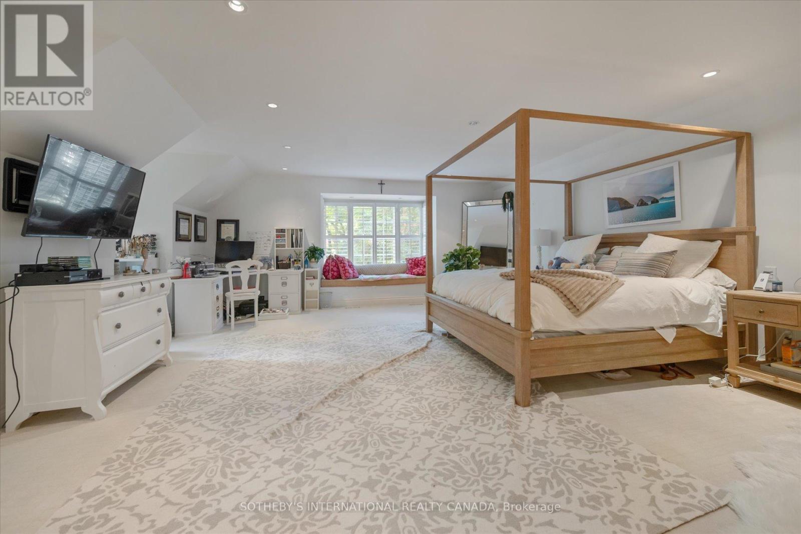 29 North Drive, Toronto, Ontario  M9A 4R1 - Photo 31 - W12490698