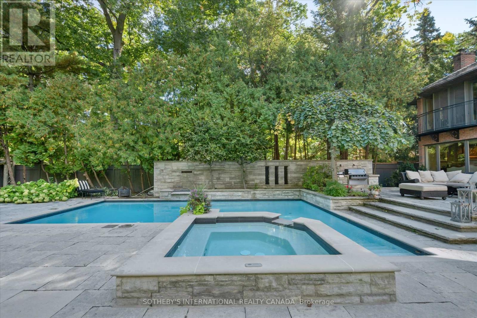 29 North Drive, Toronto, Ontario  M9A 4R1 - Photo 38 - W12490698