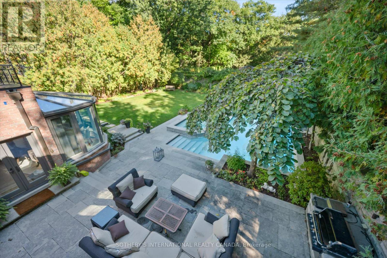 29 North Drive, Toronto, Ontario  M9A 4R1 - Photo 44 - W12490698