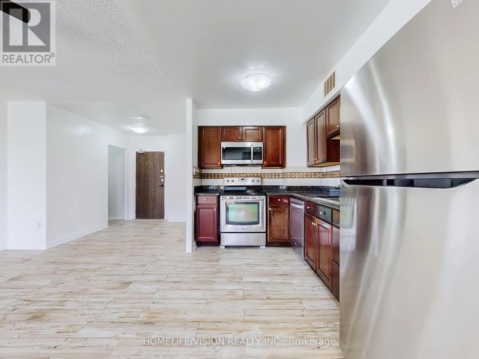 713 - 9 Four Winds Drive, Toronto, Ontario  M3J 2T1 - Photo 9 - W12490734